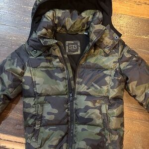 S13 size 8 boys Camouflage Puffer Jacket
